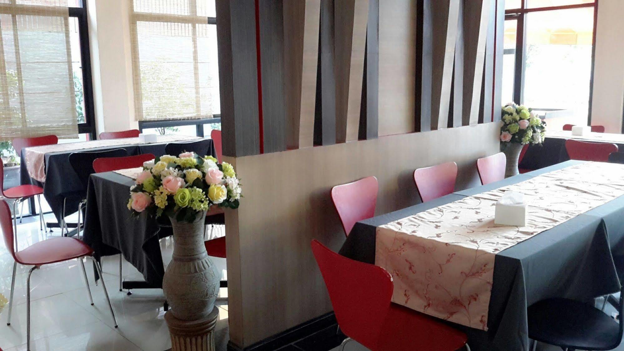Oyo 1127 Baan Siam Hotel Τσιανγκ Ράϊ Εξωτερικό φωτογραφία